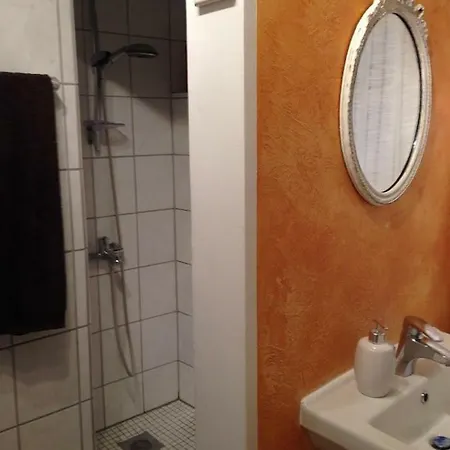 Apartamento Mit Garten In