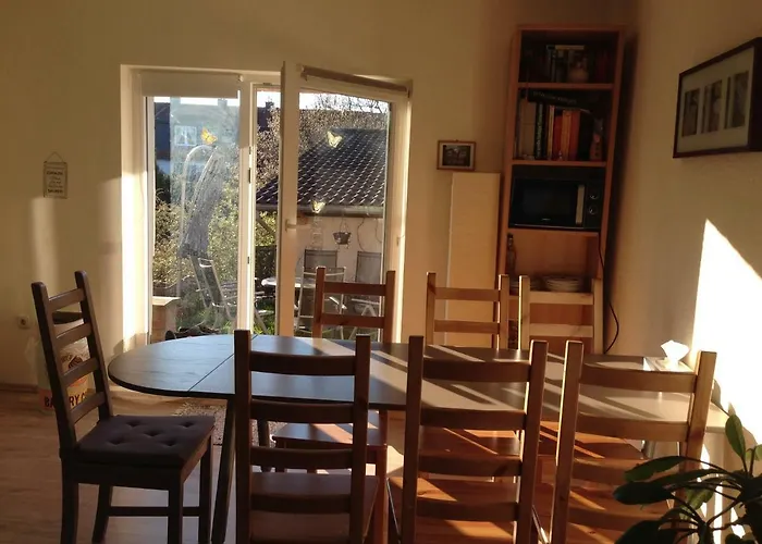 公寓 Mit Garten In