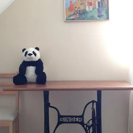 شقة Mit Garten In كولونيا