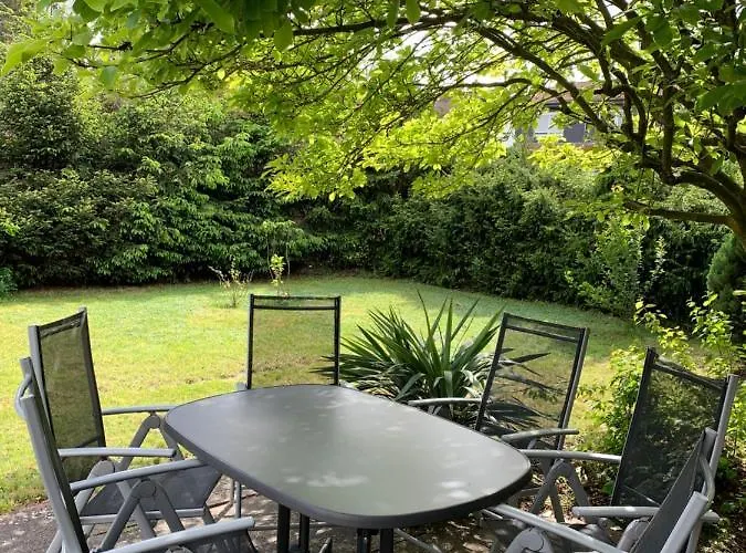 Mit Garten In Κολωνία